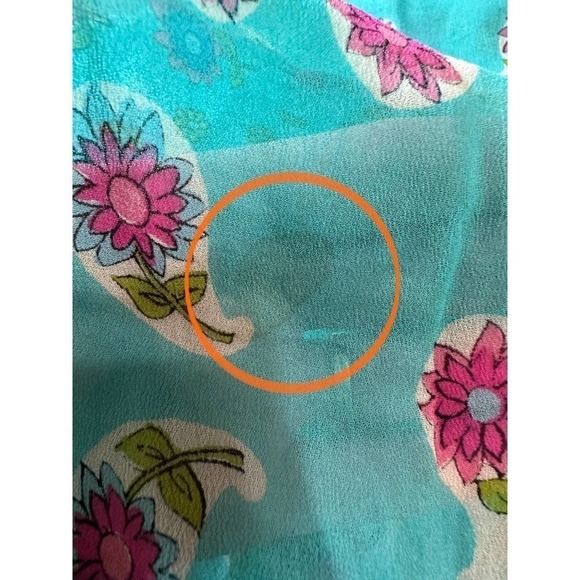 Vintage turquoise floral scarf with scalloped edges - Picture 6 of 9